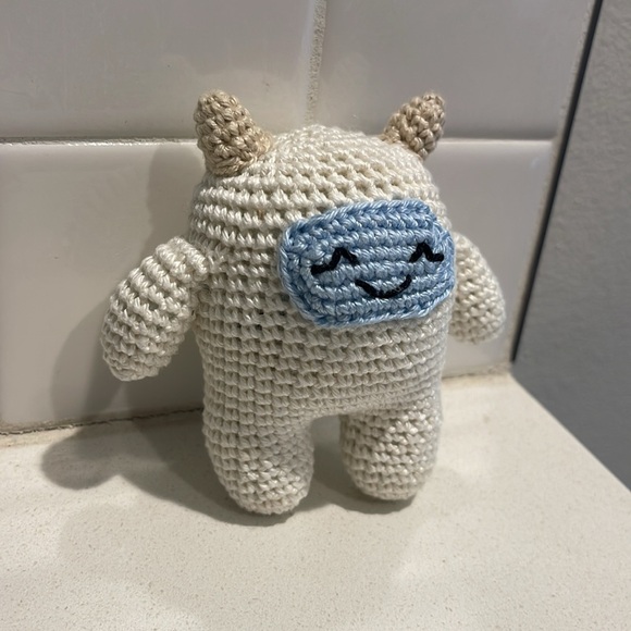 Handcrafted Yeti Figure Doll Holiday Christmas Decor Amigurui Crochet Winter - Picture 4 of 8